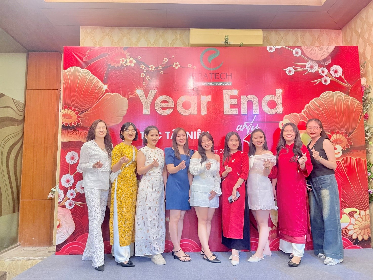 Tiệc tất niên 2024 chào mừng năm mới 2025