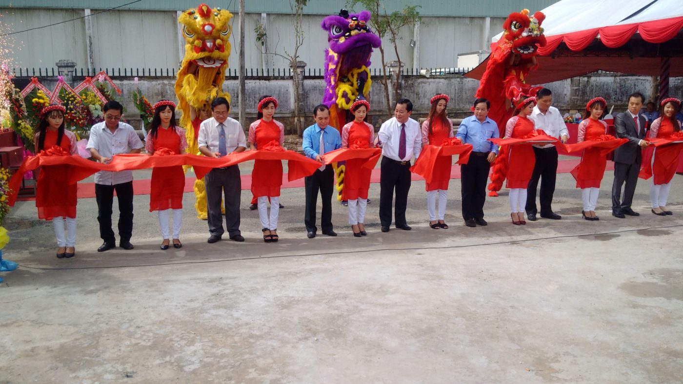Lễ khánh thành nhà máy