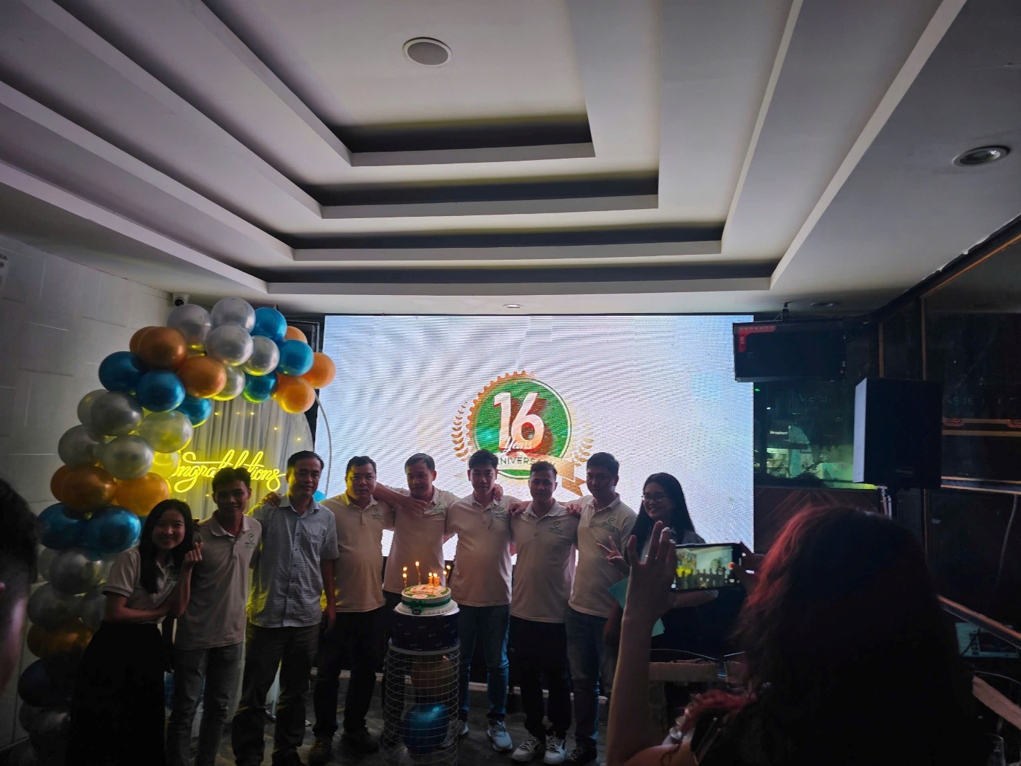 Kỷ niệm 16 năm thành lập